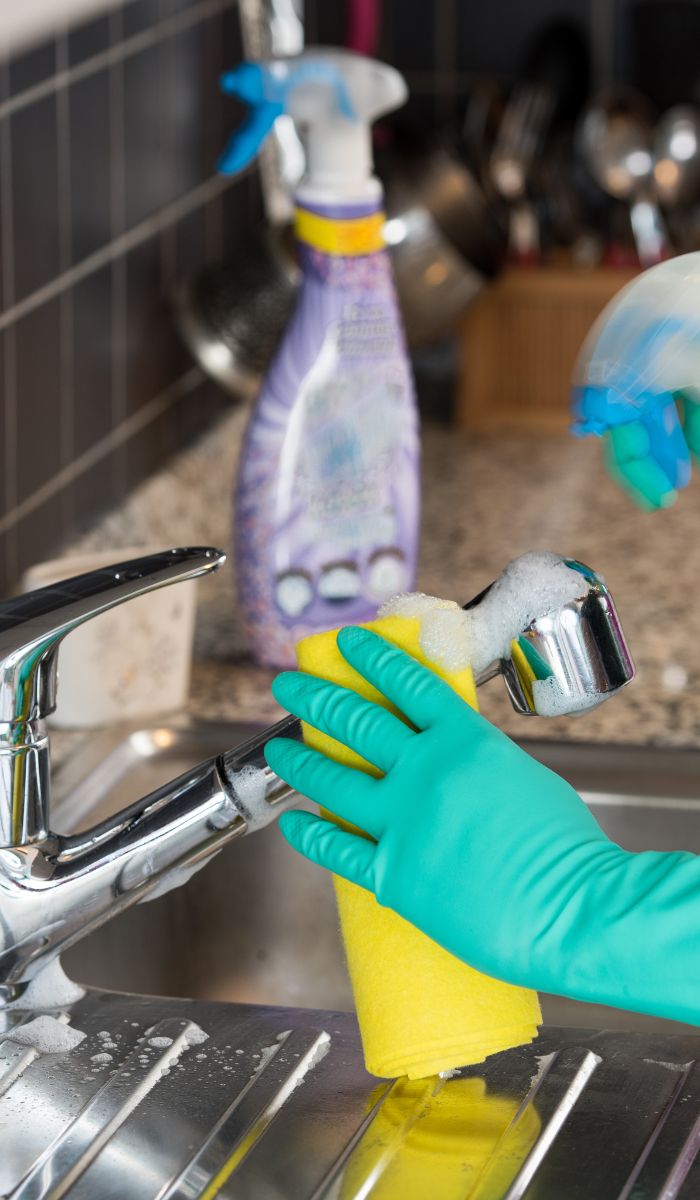 How to Create a Cleaning Schedule for Your Office
