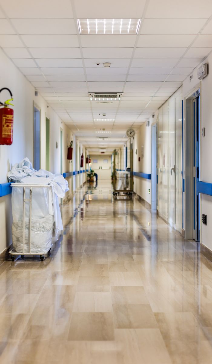 Why Commercial Cleaning Contracts Include Consumables